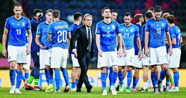 منتخب إيطاليا ضمن التأهل للدور التالي