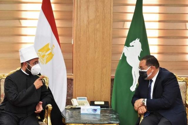 بعد اختياره سفيرًا لـ”حياة كريمة”.. أسامة الأزهري يلتقي محافظ الشرقية لمتابعة تنفيذ المبادرة