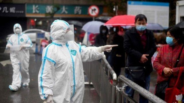 الصين تعاود الإغلاق الصحي للحد من تفشي «فيروس كورونا»