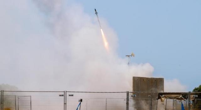 الحدود ”اللبنانية-الإسرائيلية” تشتعل بمعارك صاروخية