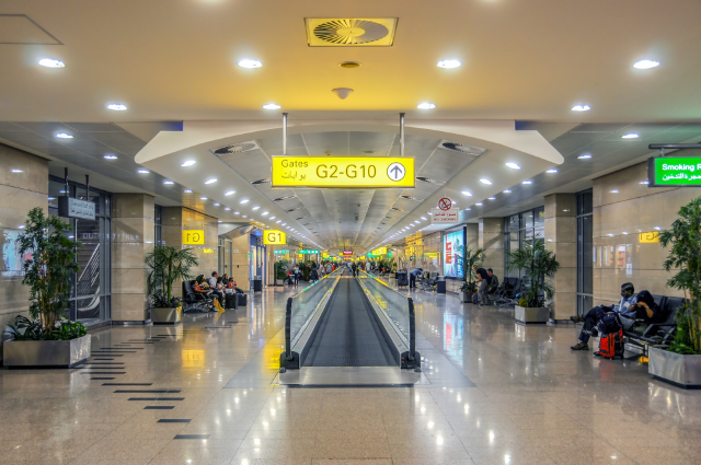 تركيب خلايا ”الطاقة الشمسية” في مطار القاهرة الدولي