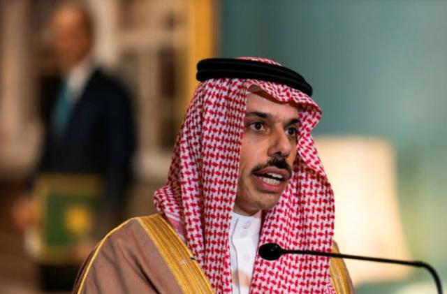السعودية ”ترهن” مُساعدة الحكومة اللبنانية بـ”إجراء إصلاحات جذرية”