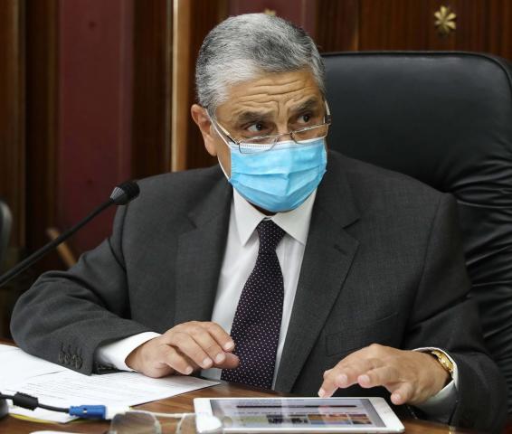 وزير الكهرباء والطاقة المتجددة، محمد شاكر