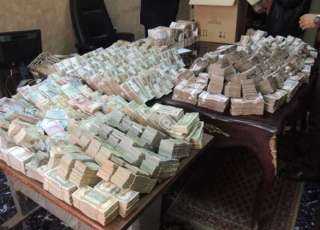 ضبط سيدة جمعت 7.6 مليون...
