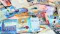 سعر الدينار الكويتي يتخطى حاجز...