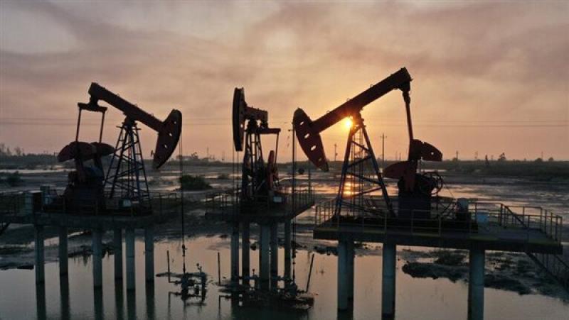 ”ذا دبلومات”: قد يتعرض اتفاق الصين وطالبان لاستخراج النفط لـ”الموت البطيء”