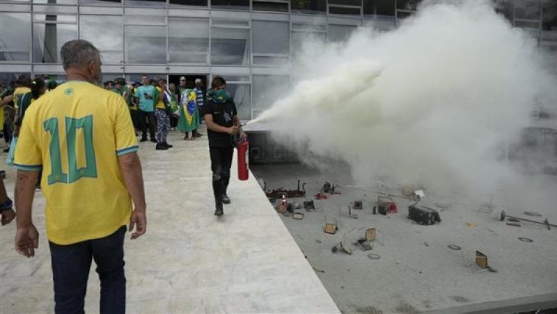 إيران: قلقون من استمرار أعمال العنف والفوضى في البرازيل