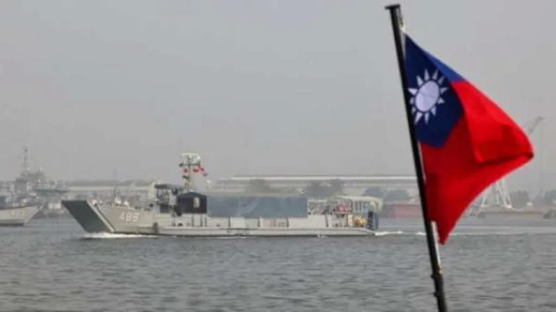 «تايوان» تتعقب 11 طائرات عسكرية و4 سفن حربية صينية خلال يومين