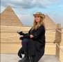 إيمان العاصي من أمام الأهرامات...