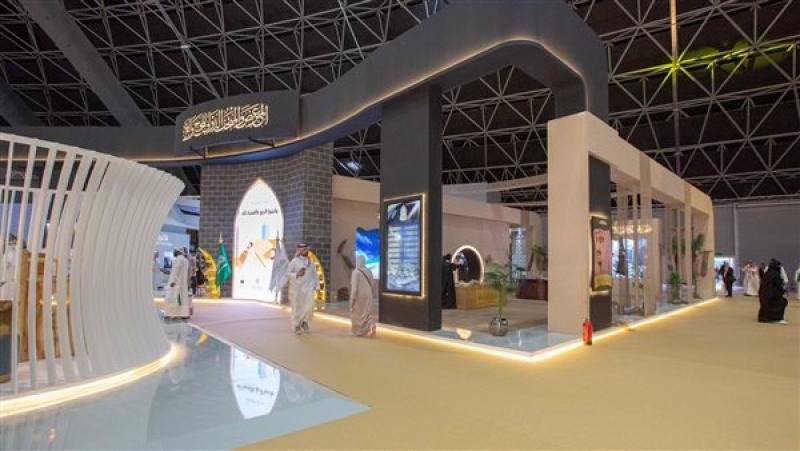 رابطة العالم الإسلامي تشارك في أكبر معرض دولي للارتقاء بخدمة ضيوف الرحمن