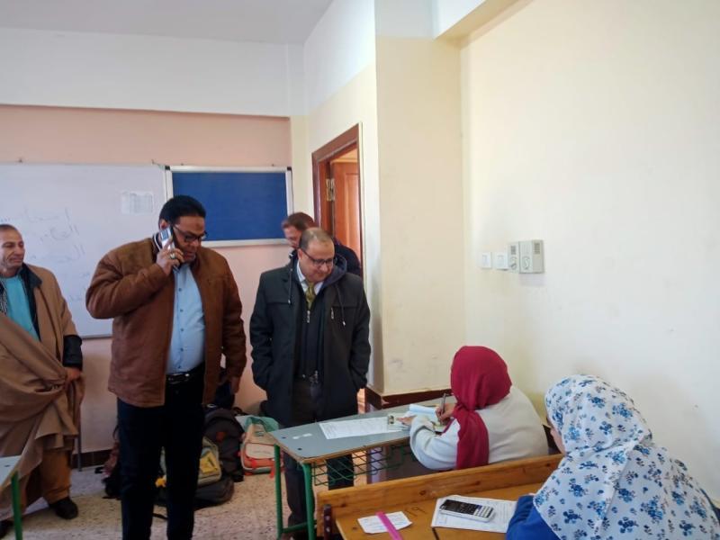 رئيس مدينة منوف يتابع سير امتحانات الشهادة الإعدادية بفيشا الكبرى وكمشوش