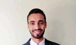 باحث اقتصادي: يجب وقف شهادات...