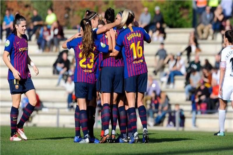 إنجاز تاريخي في كرة القدم .. ”سيدات برشلونة” يحقق”50 فوزًا متتاليًا