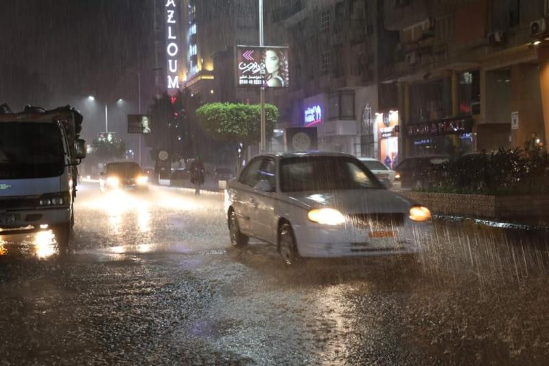 أمطار غزيرة وسحب رعدية.. «القاهرة» تتصدى للطقس المضطرب بخطة الانتشار السريع