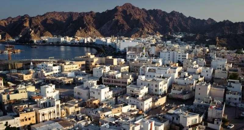 السعودية تدعم تطوير منطقة اقتصادية عمانية بـ 320 مليون دولار