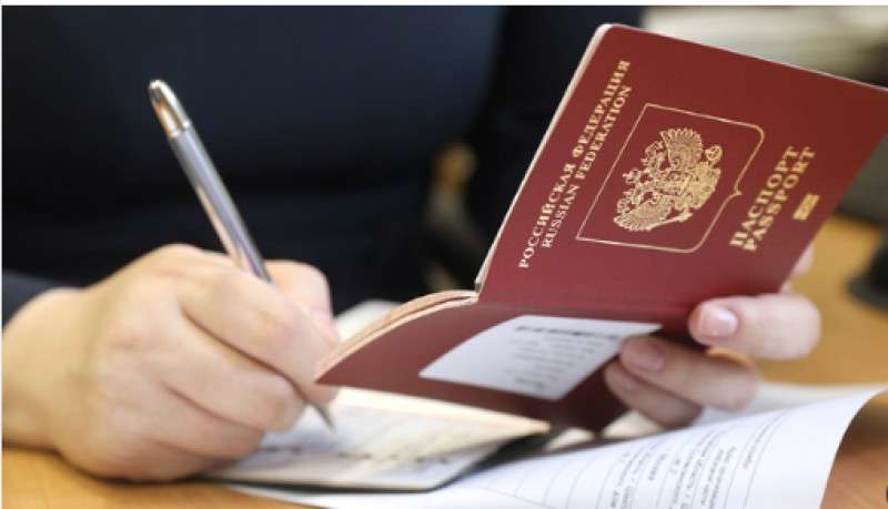 تقرير: تزايد عدد الساعين للحصول على الجنسية الروسية يثير قلق دوشانبي