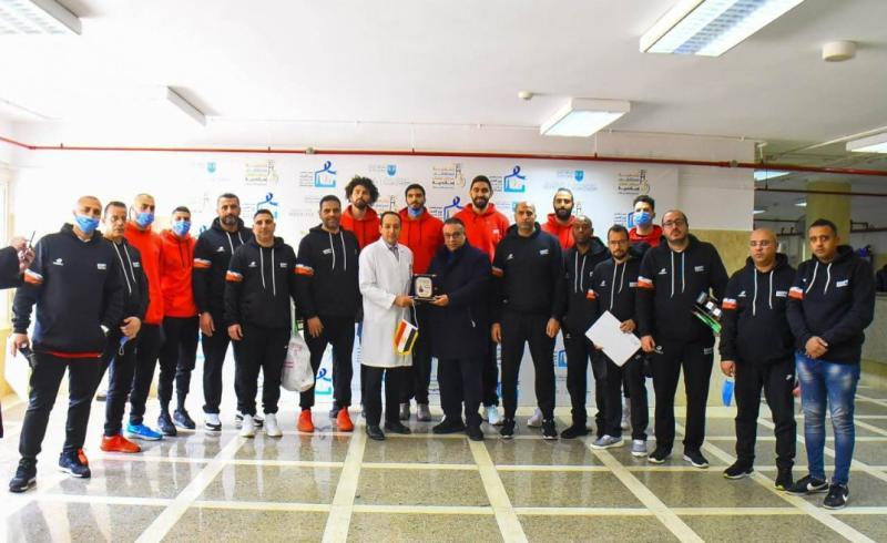 منتخب السلة يزور مستشفى سرطان الأطفال بالإسكندرية