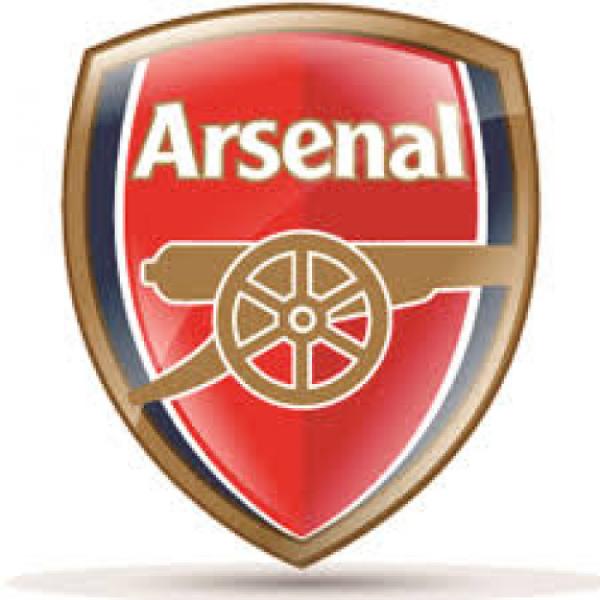 أرسنال يقهر أستون فيلا برباعية في الدوري الإنجليزي