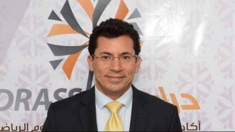 الدكتور أشرف صبحي