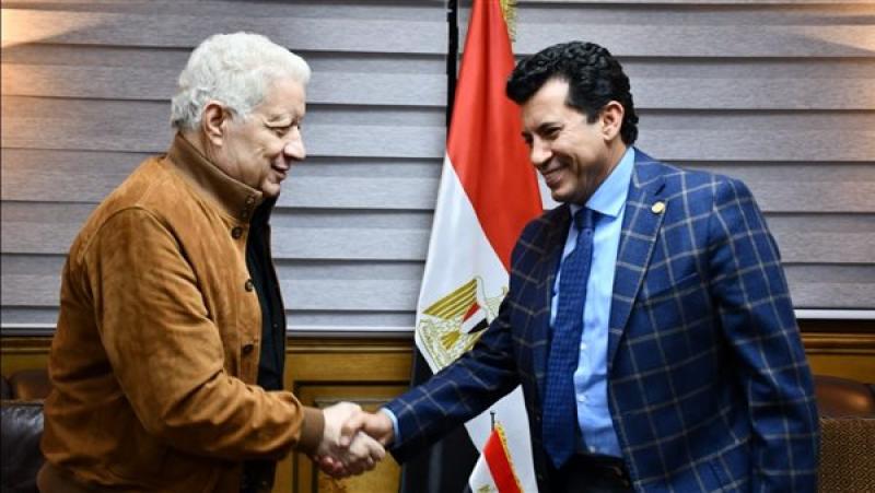 وزير الشباب والرياضة مع مرتضى منصور
