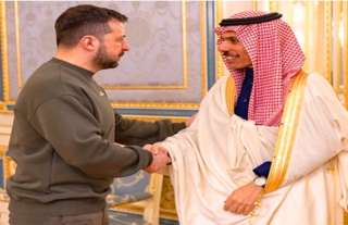 وزير الخارجية السعودية يلتقى الرئيس...
