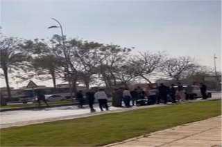 ”حالتها حرجة”.. فتاة تلقي بنفسها...