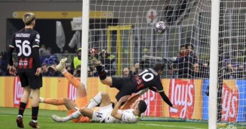 ميلان وتوتنهام