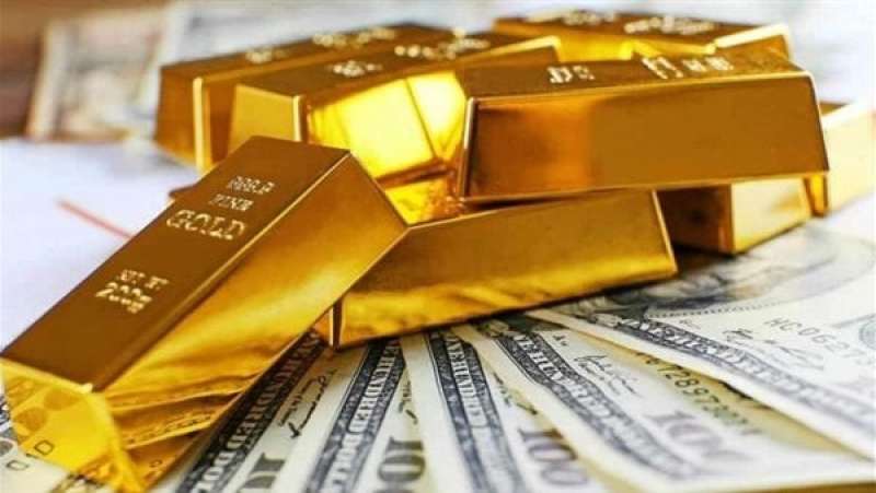 الدولار يهبط بشدة وهذا سعر الذهب عالمياً