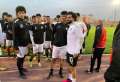 محمد صلاح يزور معسكر منتخب...