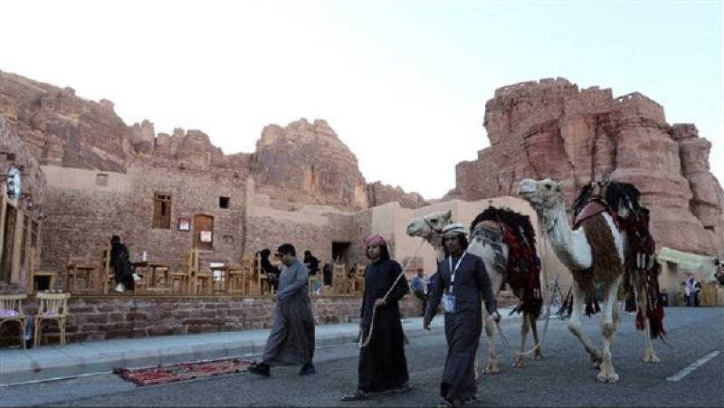 السياحة في السعودية تسجل أرقاما تاريخية.. وتحقق 83 ألف زائر يوميا
