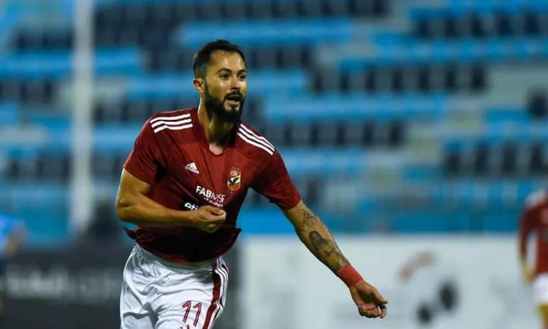 الاستغناء عن سافيو.. إعلامي يكشف حقيقة رحيل ثنائي الأهلي (فيديو)