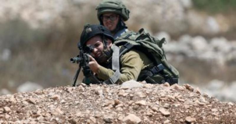 الاحتلال الإسرائيلى يشدد إجراءاته العسكرية فى ”حوارة” جنوب نابلس