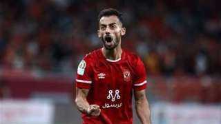 الأهلي يغرم أحمد عبد القادر...