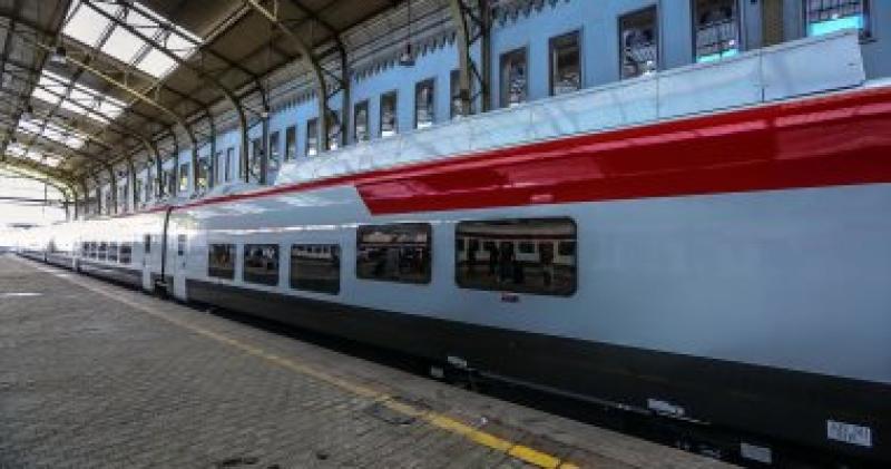 السكة الحديد تعدل مواعيد القطارات المكيفة والروسية على خط ”إسكندرية ـ القاهرة”