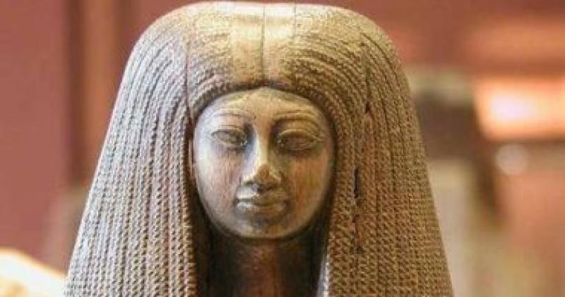 شاهد تمثال الملكة تى أعظم ملكات مصر الفرعونية فى متحف التحرير
