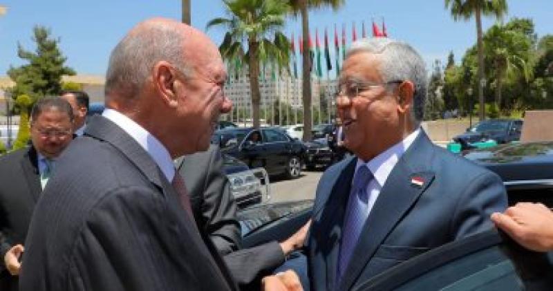 حنفي جبالي رئيس مجلس النواب وفيصل الفايز رئيس مجلس الأعيان الأردني