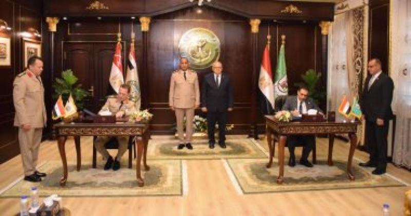 القوات المسلحة توقع بروتوكول تعاون مع جامعة القاهرة