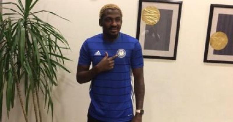 جونيور أجايى