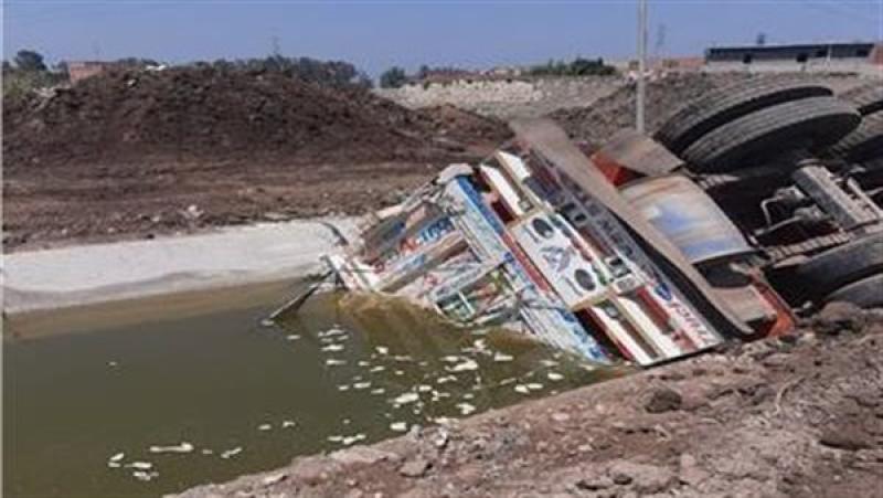 سيارة نقل محملة بمادة الكبريت الزراعي، فيتو