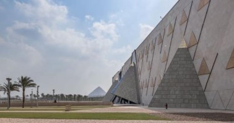 تعرف على آخر مستجدات العمل بالمتحف المصرى الكبير
