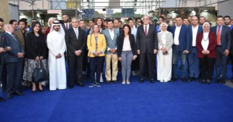 وزير العمل يفتتح معرض لمنتجات مراكز الشباب بإستاد القاهرة