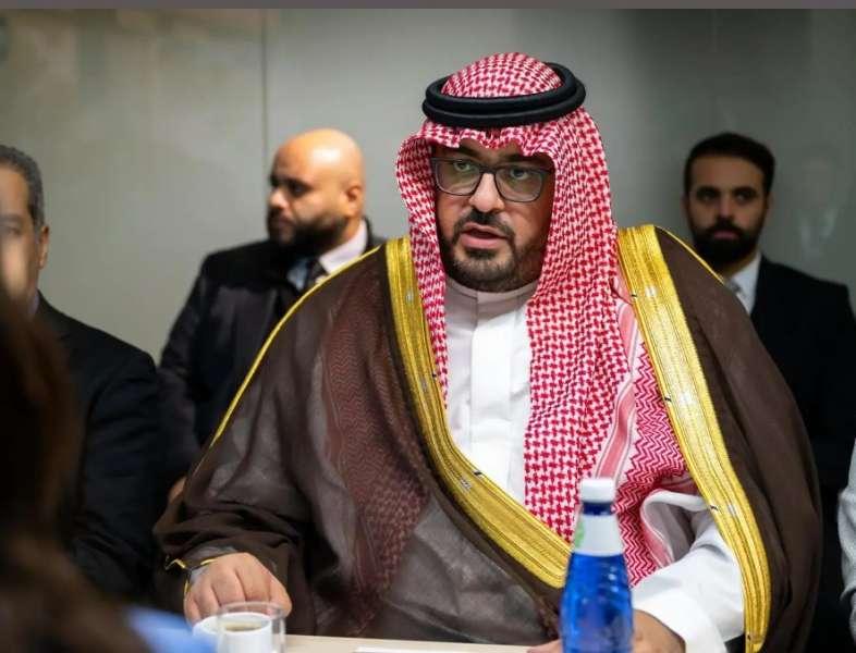 الوزير السعودي خلال الاجتماع