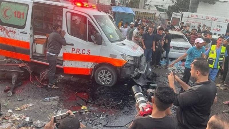 أخبار  القصف الإسرائيلي على سيارات إسعاف في غزة
