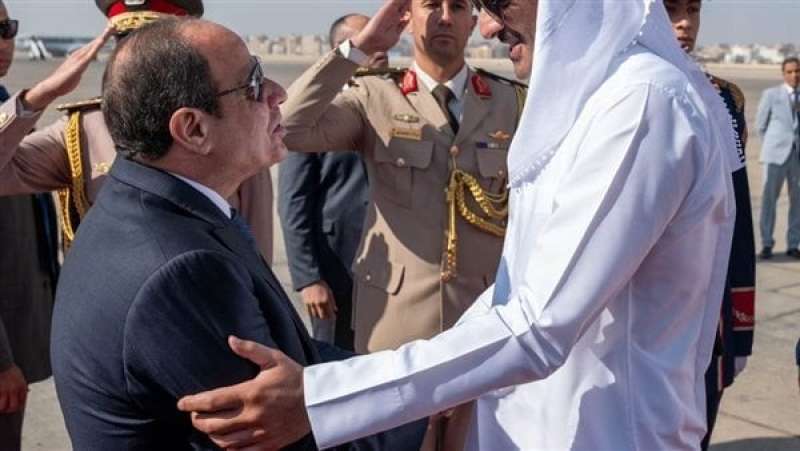 متوجها للسعودية.. أمير قطر يغادر القاهرة بعد زيارة استمرت عدة ساعات