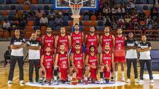 300 مشجع لمباريات نهائي دوري...