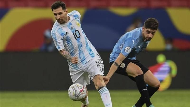 موعد مباراة الأرجنتين وأوروجواي في تصفيات كأس العالم 2026 والقنوات الناقلة