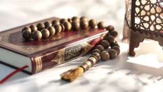 رمضان عبد المعز: قلوب الكفار...