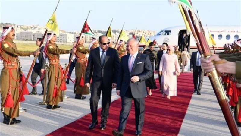 الرئيس السيسي وملك الأردن يؤكدان أهمية فتح المعابر البرية وإزالة العوائق أمام وصول المساعدات لغزة