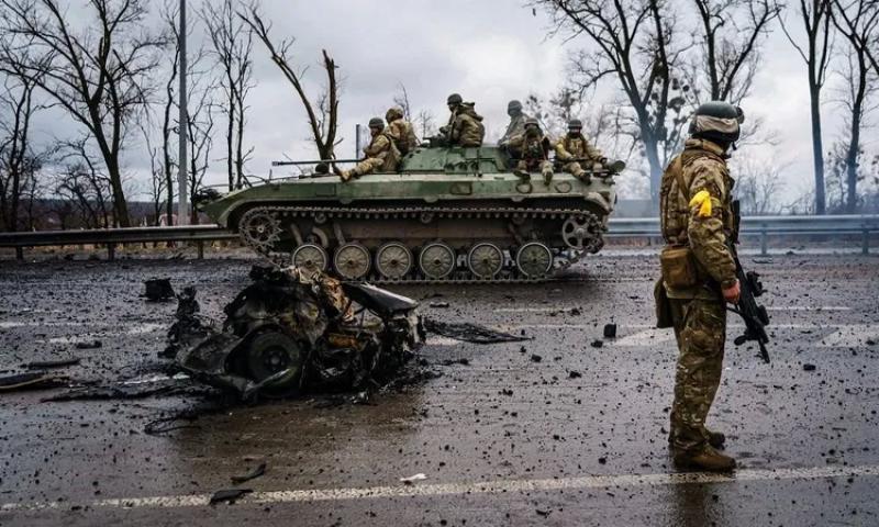 موسكو تكشف أن فرنسا تجهّز 1500 جندي لإرسالهم إلى أوكرانيا