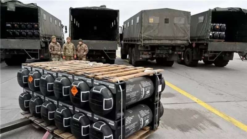 الناتو : ألمانيا أكبر مساهم أوروبى فى المساعدات العسكرية لأوكرانيا